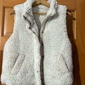Sherpa feel vest